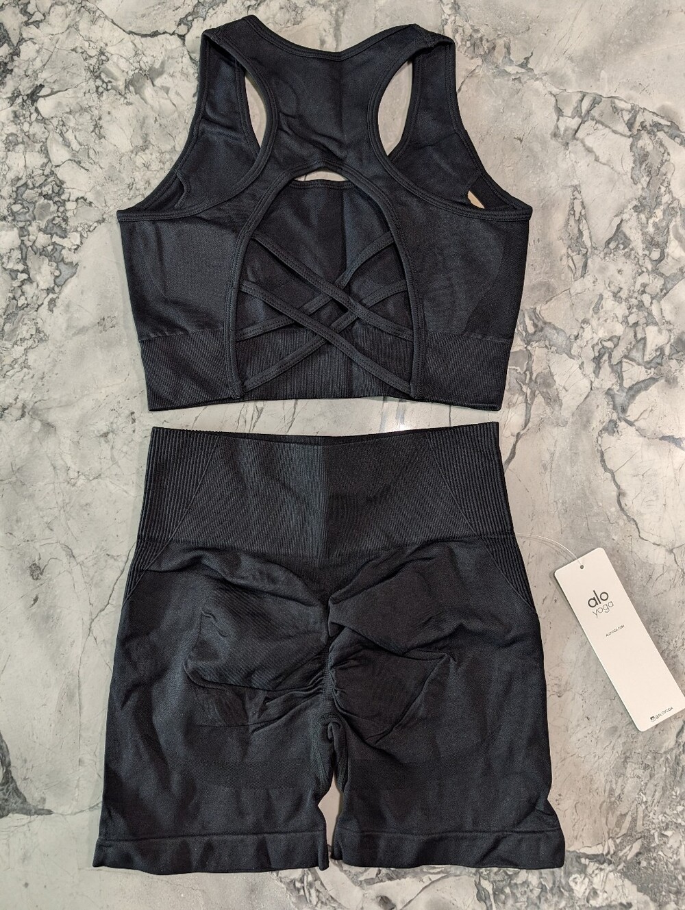 Alo High-Waist Black Short Bra Set Size Large - Picture 6 of 8